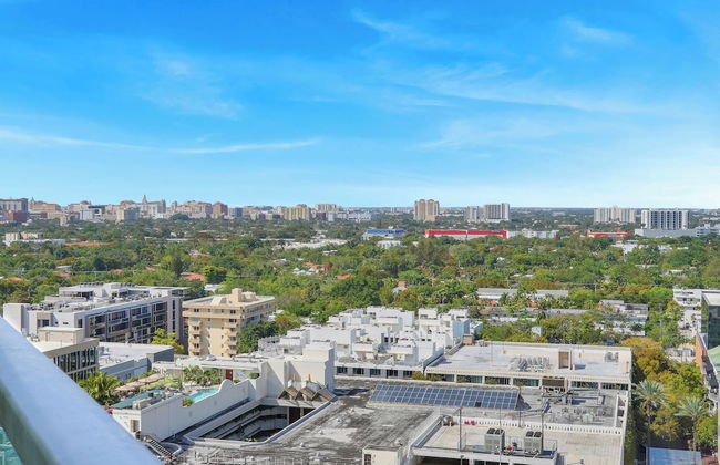 Spectacular Bay View 1bd 2baths in Grove - Photo 19