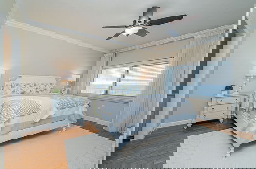 Foto 4 - Coastal Comfort at Coral Reef Condos