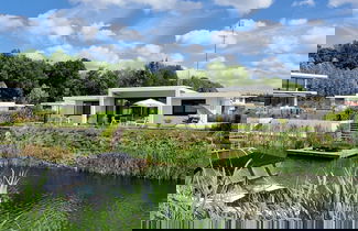 Foto 1 - Water Villa With Jetty and 3 Leisure Boats