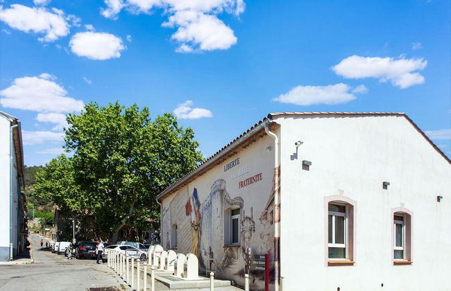 Beautiful Holiday Home With Swimming Pool - Foto 33