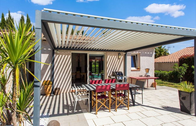 Beautiful Holiday Home With Swimming Pool - Foto 28