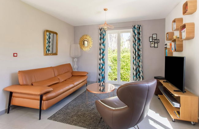 Beautiful Holiday Home With Swimming Pool - Foto 18