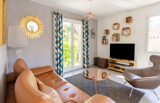 Beautiful Holiday Home With Swimming Pool - Foto 14