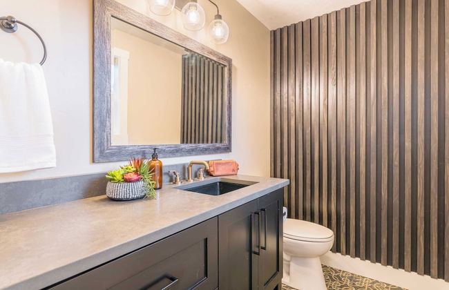 The Gem Estate by Avantstay Modern Farmhouse w/ Lavender Fields + Hot Tub - Foto 18