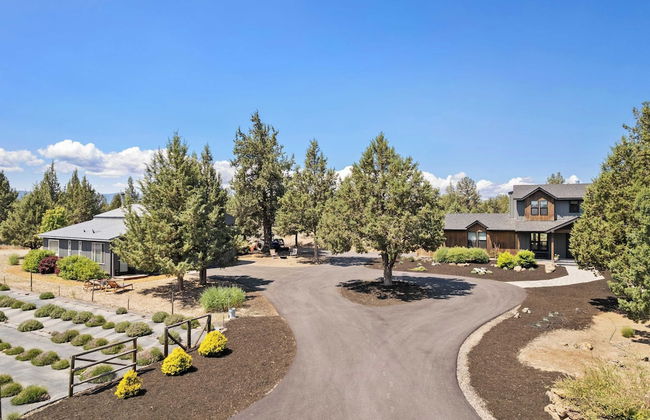 The Gem Estate by Avantstay Modern Farmhouse w/ Lavender Fields + Hot Tub - Foto 44