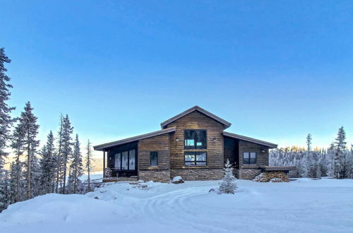 Photo 34 - Luxury Ski-in/out Getaway w/ Hot Tub & Views