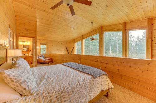 Photo 15 - 'grizzly Tower' Packwood Cabin w/ Forest Views