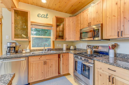 Photo 31 - 'grizzly Tower' Packwood Cabin w/ Forest Views