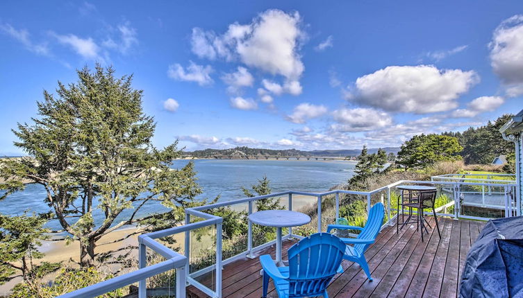 Photo 1 - Waldport Beach House w/ Loft, Grill & Ocean Views