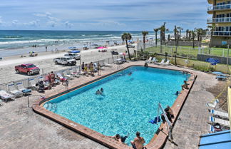 Photo 1 - Beachfront Daytona Studio, Close to Parks