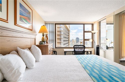 Photo 5 - 33rd Floor Condo with Tropical Décor & Spacious Lanai! by Koko Resort Vacation Rentals