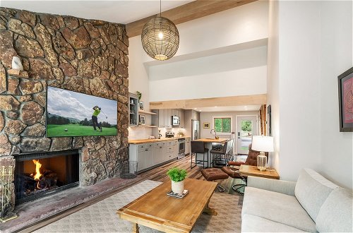 Photo 1 - Eagle Vail 4BR Townhouse on Golf Course