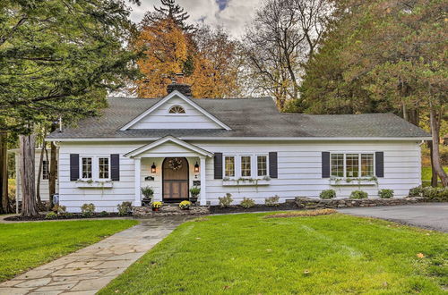 Photo 32 - Historic Cornwall-on-hudson Cottage w/ Deck