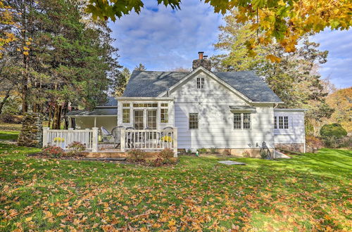 Photo 3 - Historic Cornwall-on-hudson Cottage w/ Deck