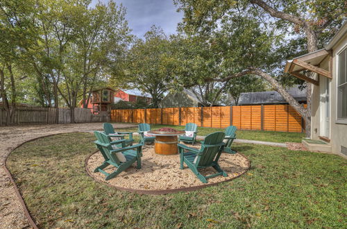 Photo 26 - Historic Cottage With Fire Pit - 2 Blks to Main