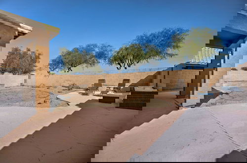 Foto 3 - Maricopa Home w/ Outdoor Seating, 2 Mi to Golf