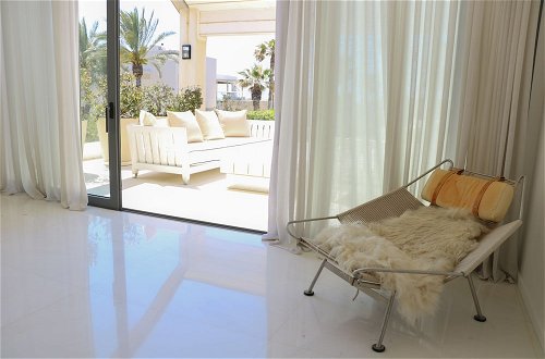 Photo 43 - Luxurious Coastal Villa with Pool