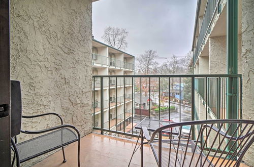 Photo 2 - Cozy Downtown Gatlinburg Condo w/ Pool Access