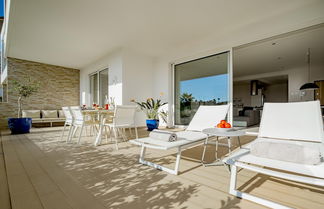 Foto 3 - Luxury Ocean Apartment by Ideal Homes Porto de Mos Lagos