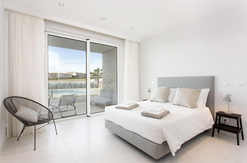 Foto 9 - Luxury Ocean Apartment by Ideal Homes Porto de Mos Lagos