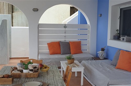 Photo 17 - Aegean Villa Immaculate Apartment in Kalymnoss