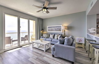 Photo 1 - Coastal Condo With Balcony & Free Beach Service