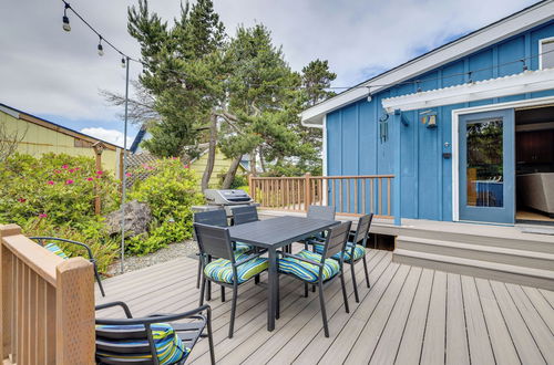 Photo 42 - House w/ Hot Tub & Deck - Walk to Seaside Beach