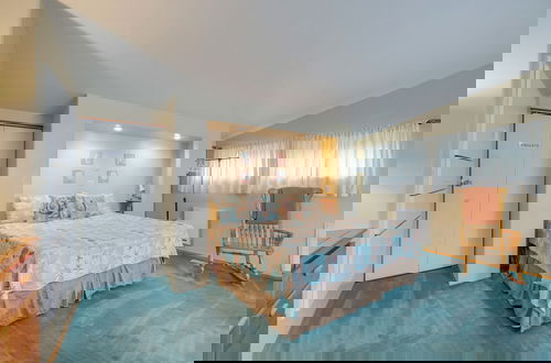 Photo 6 - House w/ Hot Tub & Deck - Walk to Seaside Beach