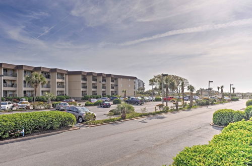 Photo 7 - Hilton Head Resort Condo w/ Pool & Beach Access