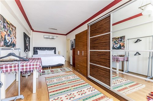 Photo 19 - Magnificent Flat With Sea View in Kadikoy