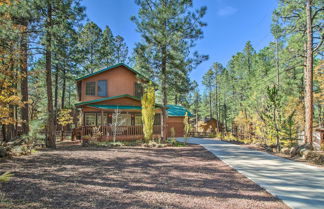 Foto 1 - Bright Pinetop Cabin w/ Porch Near Show Low Lake