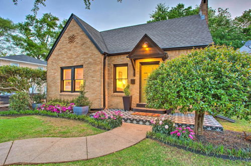 Photo 15 - Newly Updated & Charming Azalea District Home