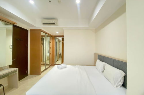 Photo 10 - Spacious And Combined 2Br At Menteng Park Apartment