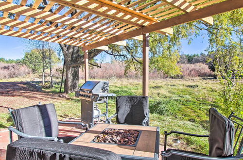 Photo 17 - Arizona Getaway w/ Fire Pit, BBQ & On-site Lake