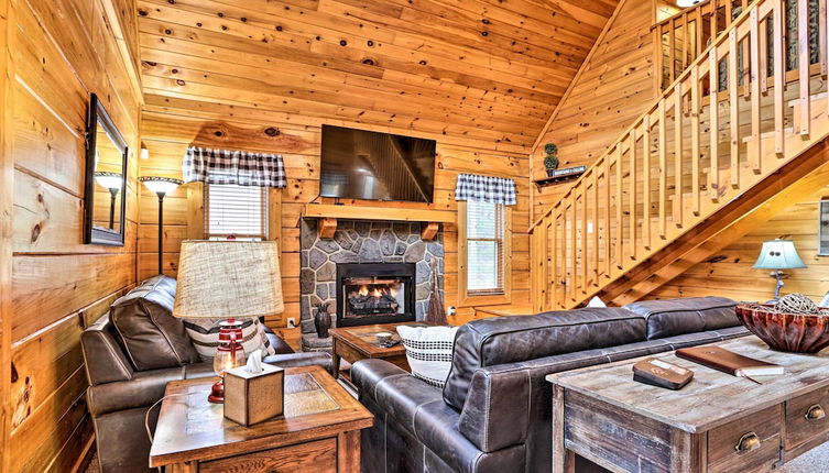 Photo 1 - Homey Sevierville Cabin w/ Deck Near Pigeon Forge