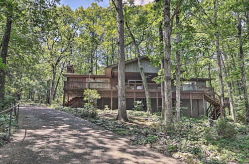 Photo 16 - Scenic Hot Springs Cottage w/ Covered Deck