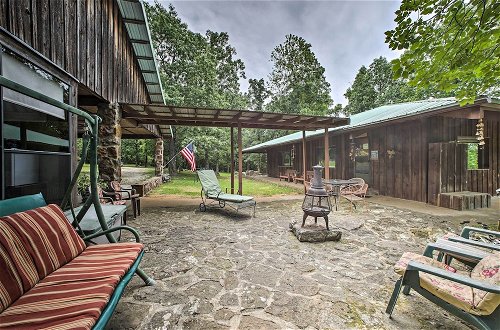 Foto 16 - 'pine Lodge Cabin' on 450 Acres in Ozark Mountains
