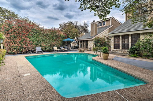 Photo 3 - Horseshoe Bay Resort Townhome - Near Lake Lbj