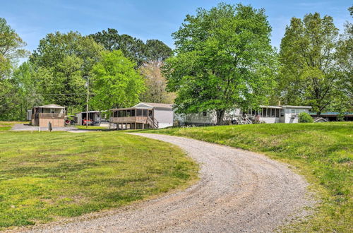 Photo 11 - Cozy Hardin Retreat w/ Lake Kentucky View