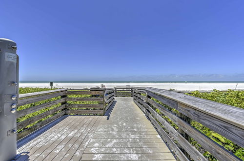 Photo 21 - Marco Island Condo w/ Patio: Steps to Beach Access