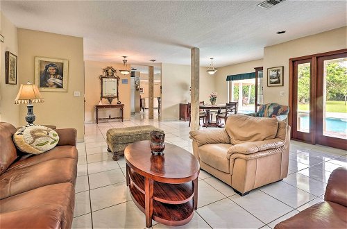 Foto 14 - Beautiful Home W/pool in Upscale Pinecrest Village