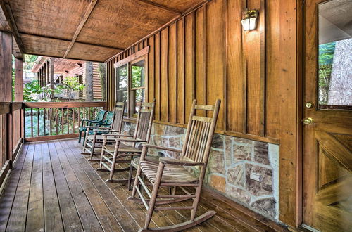 Foto 21 - Family-friendly Gatlinburg Cabin w/ Pool Access