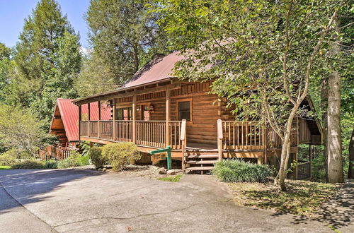 Photo 5 - Family-friendly Gatlinburg Cabin w/ Pool Access