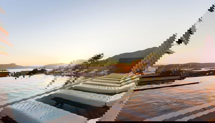 Foto 1 - Royal Blue Resort & Residence