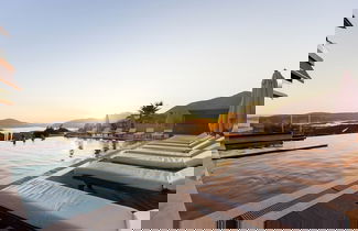 Foto 1 - Royal Blue Resort & Residence