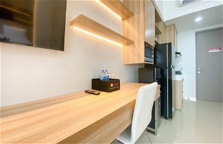 Photo 2 - Good Deal And Elegant Studio Vasanta Innopark Apartment