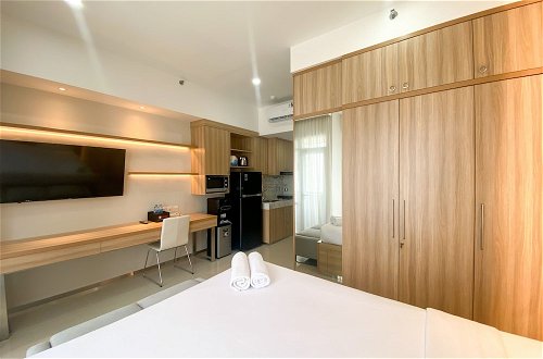 Photo 11 - Good Deal And Elegant Studio Vasanta Innopark Apartment