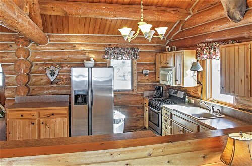 Foto 11 - Wonderful Home on Sand Lake w/ Expansive Porch