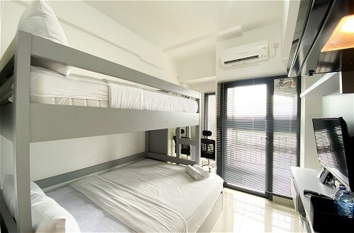 Photo 6 - Cozy Stay Studio At Sayana Bekasi Apartment
