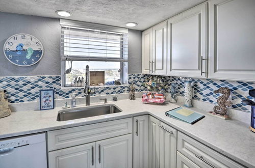 Photo 17 - Bright Daytona Beach Condo w/ Community Pool